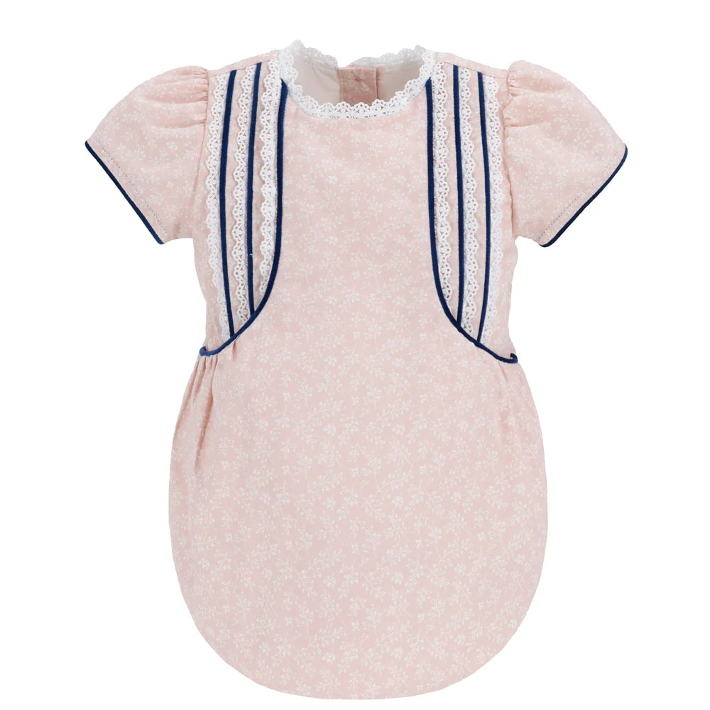 Wynn Girl Bubble